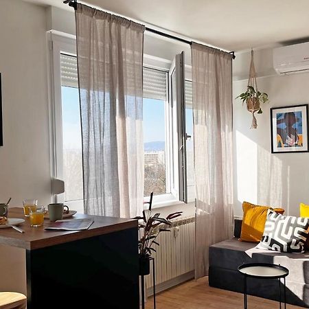 Studio Apartman Siget II Загреб Екстериор снимка