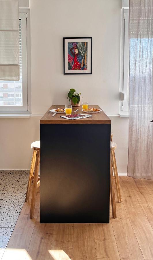 Studio Apartman Siget II Загреб Екстериор снимка